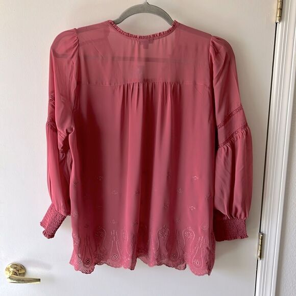Torrid Chiffon Eyelet Embroidered Blouse Size 1x (14-16) NWT Mauvewood - Picture 2 of 7